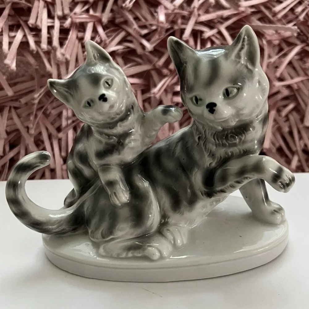 Vintage Grafenthal Carl Sheidig Kittens Germany 5” tall